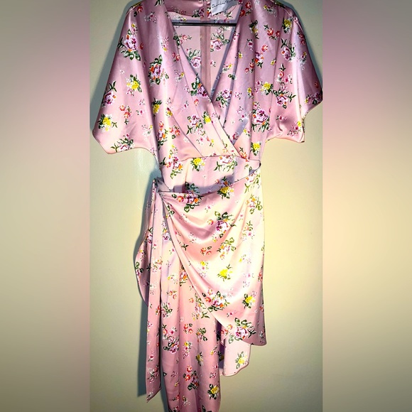 NWT Gorgeous Charles Henry Pink Wildflower Wrap Dress Hi/Low Dress Size M - Picture 2 of 7